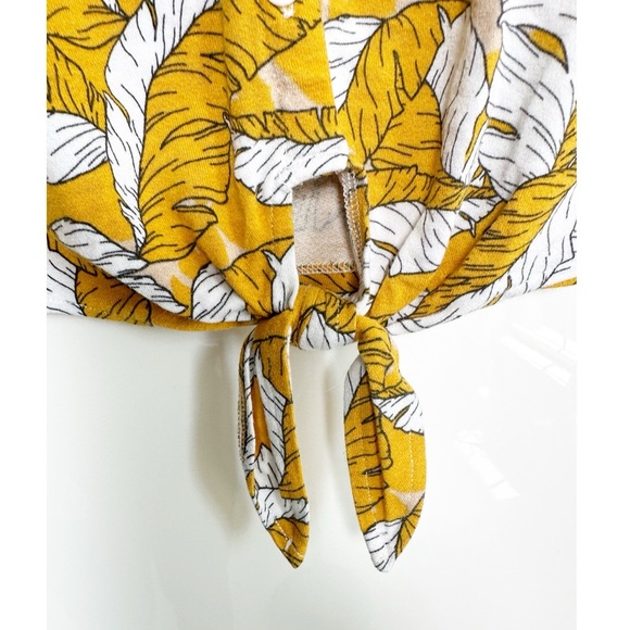 Nine West Palm Leaf Sleeveless Top Size Small Mustard Yellow Tie Front Buttons - Picture 3 of 7